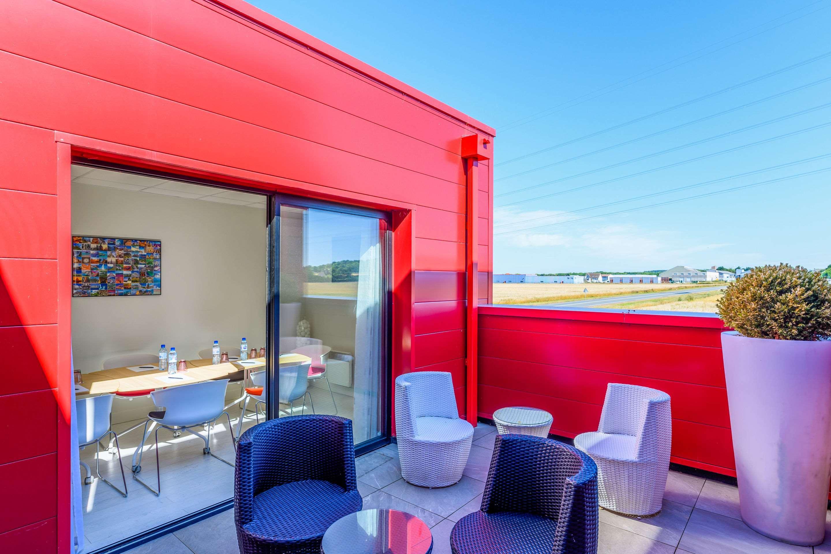 Kyriad Prestige Amiens Poulainville - Hotel And Spa מראה חיצוני תמונה