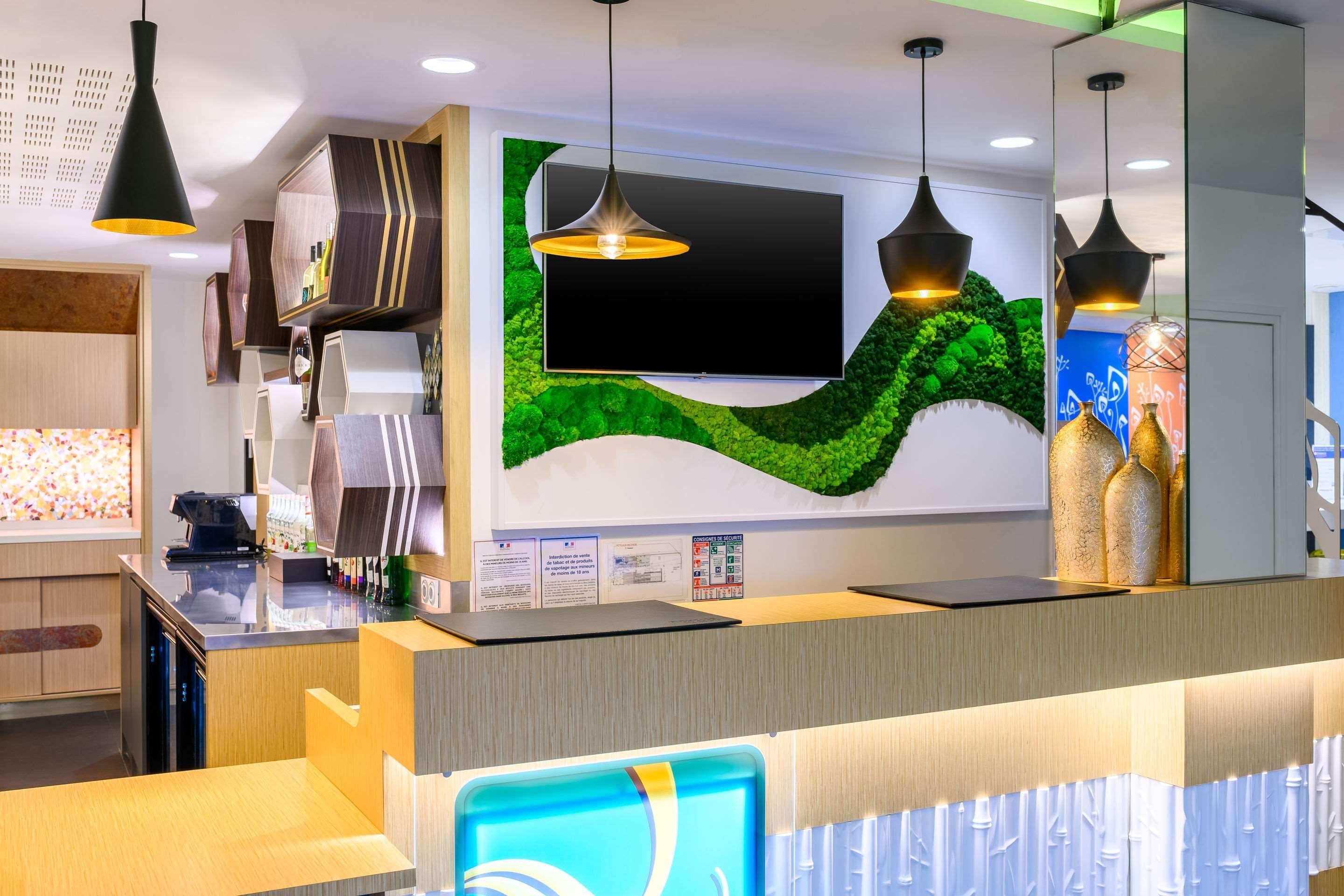 Kyriad Prestige Amiens Poulainville - Hotel And Spa מראה חיצוני תמונה
