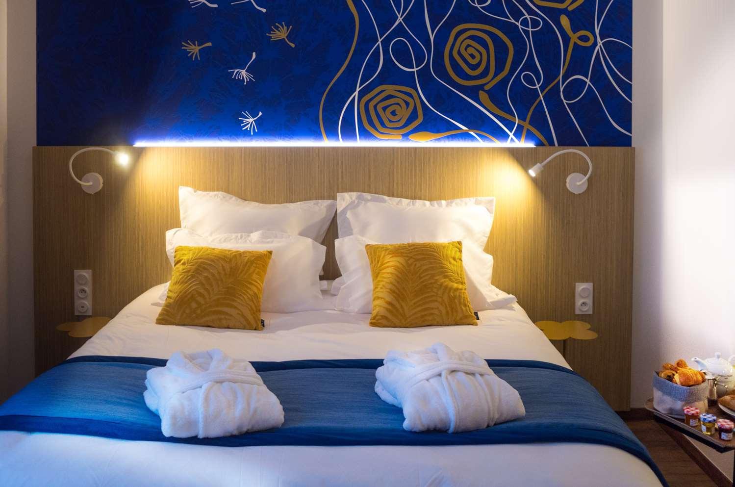 Kyriad Prestige Amiens Poulainville - Hotel And Spa מראה חיצוני תמונה